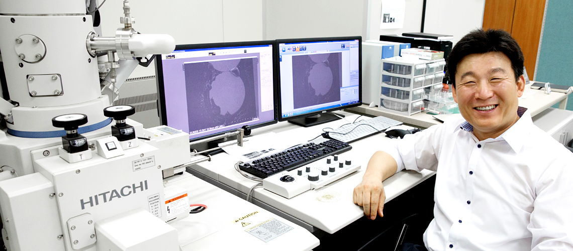 ILJIN Diamond R&D Center, Director Lee, Hyun Woo