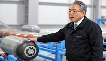 일진하이솔루스 CEO 